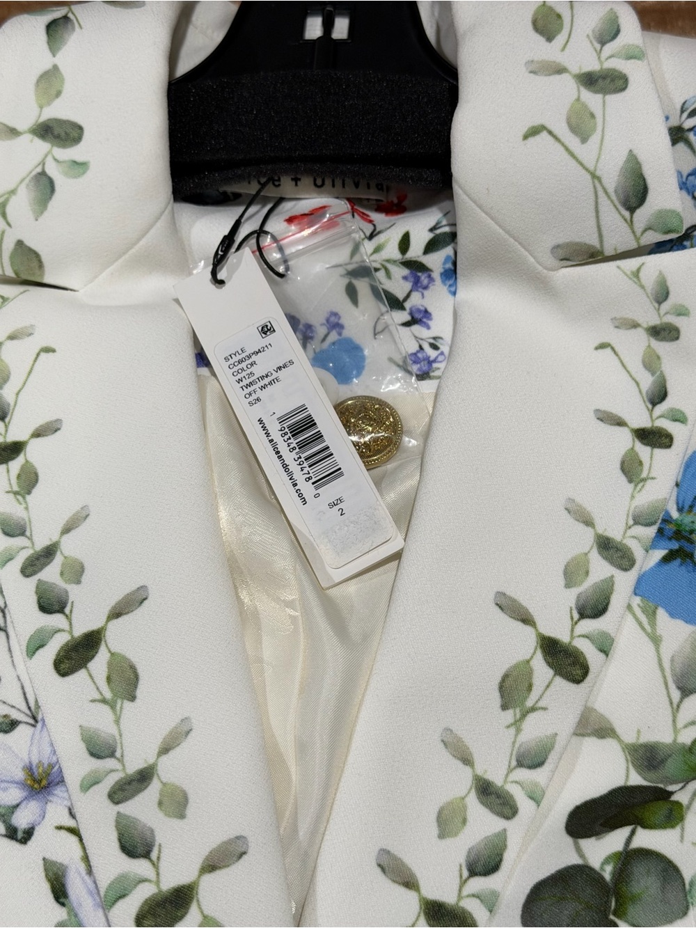 Alice + Olivia Breann Long Fitted Blazer - Picture 11 of 12